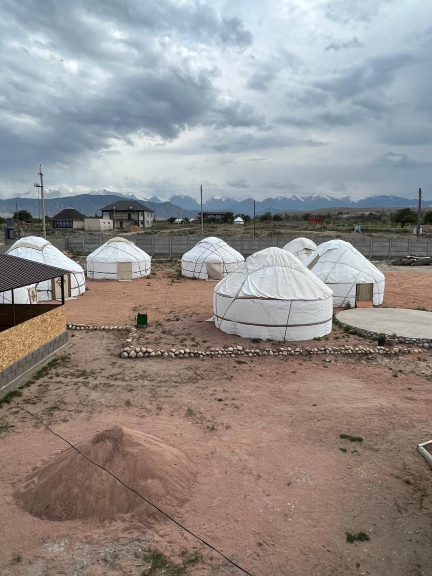 Guest House And Yurt Camp "Ailuu" Tong Exterior foto